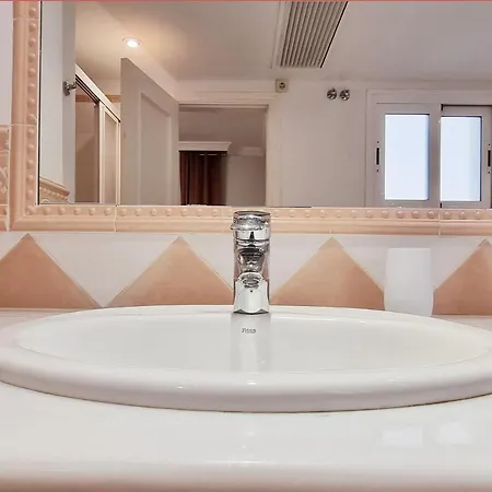 Luxury Hacienda With Sea Views Apartment *