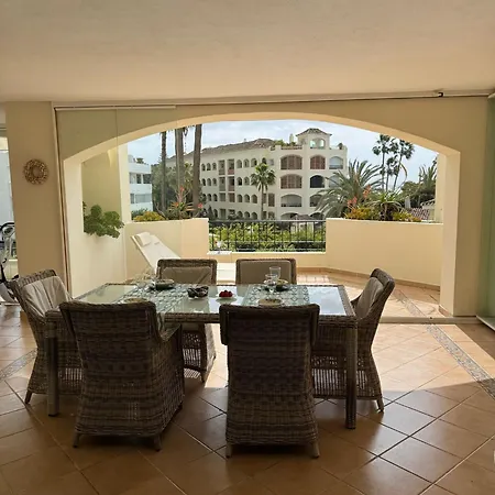 Luxury Hacienda With Sea Views Lejlighed Marbella